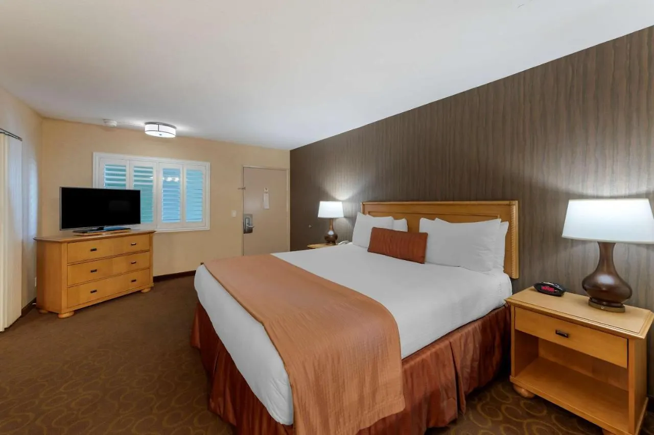 Best Western Plus Pavilions Anaheim 3*,  United States