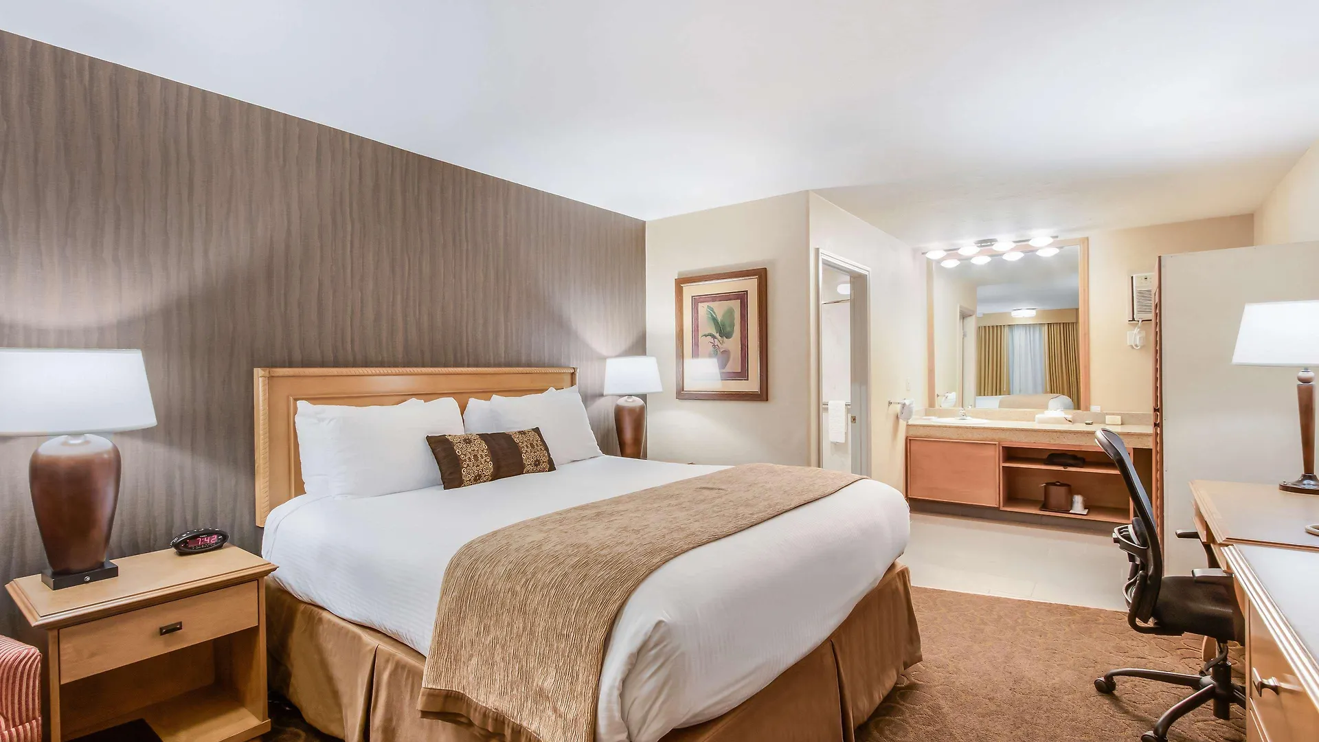 Best Western Plus Pavilions Anaheim