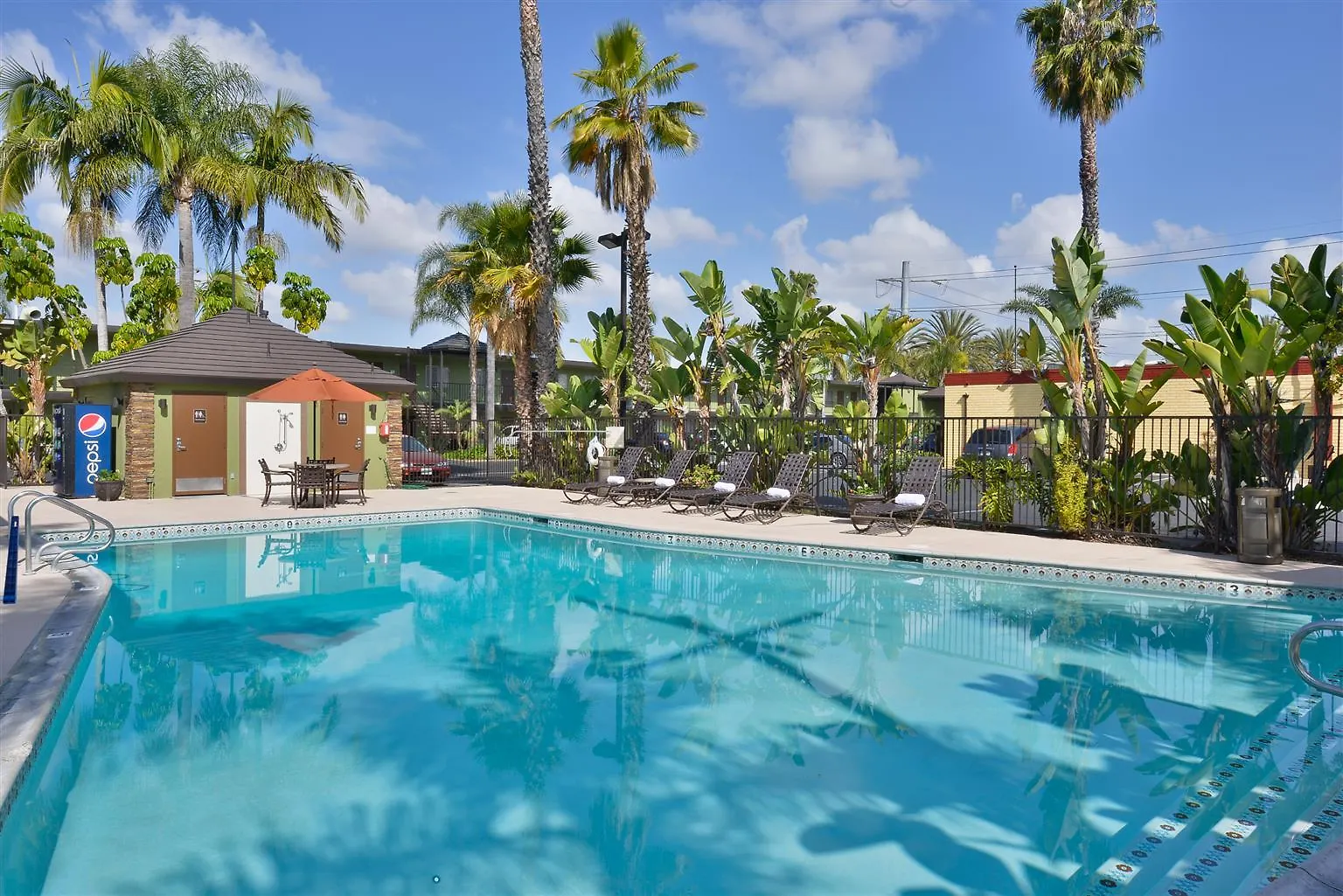 Best Western Plus Pavilions Anaheim 3*,  USA